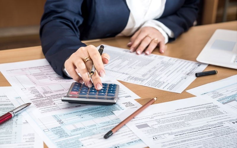 Certified Public Accountant Firms Near Me: How To Choose the Right One