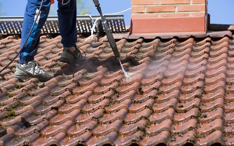 How To Clean Shingle Roofs