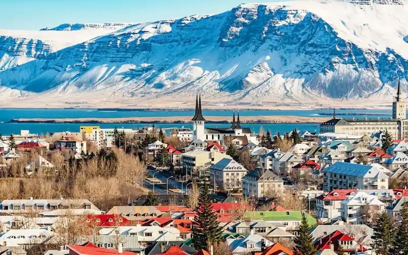 Why People Love to Go to Iceland